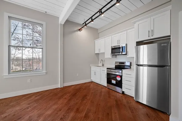 $1,450 | 34 Tremaine Street, Unit 5, Leominster, MA 01453