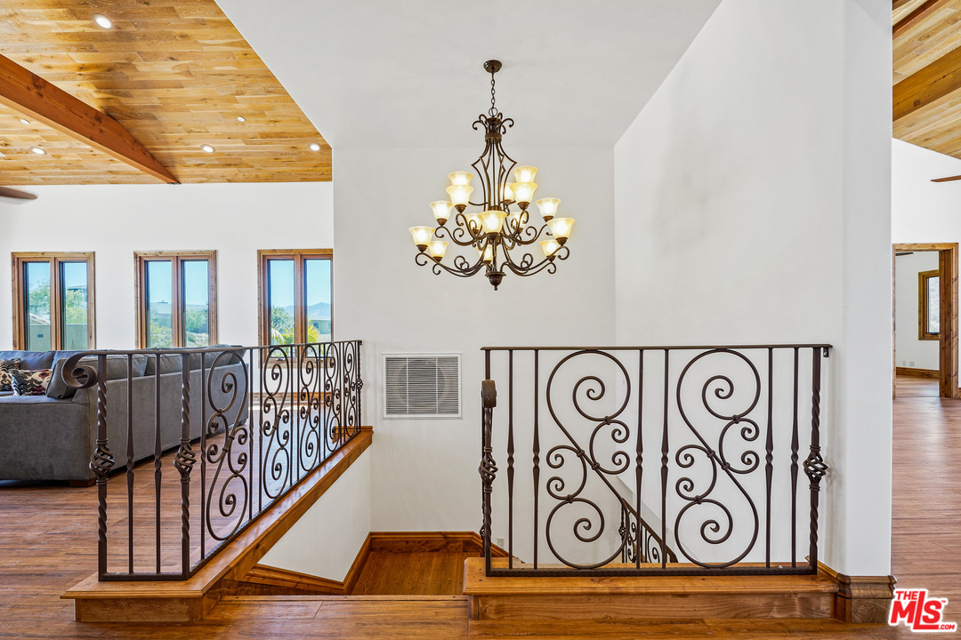 1620 Will Geer Road Topanga, CA 90290 - Photo 14 of 47