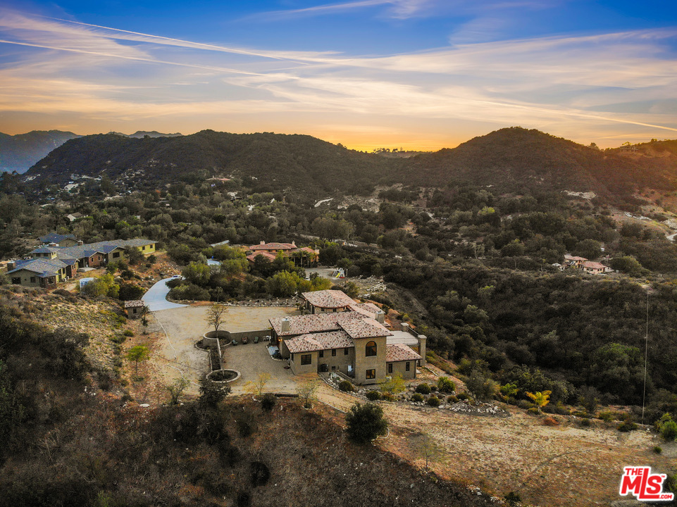 1620 Will Geer Road Topanga, CA 90290 - Photo 44 of 47