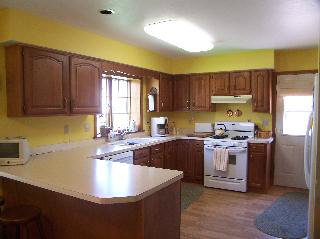 8108 Adler Road Lambertville, MI 48144 - Photo 4 of 13 Kitchen