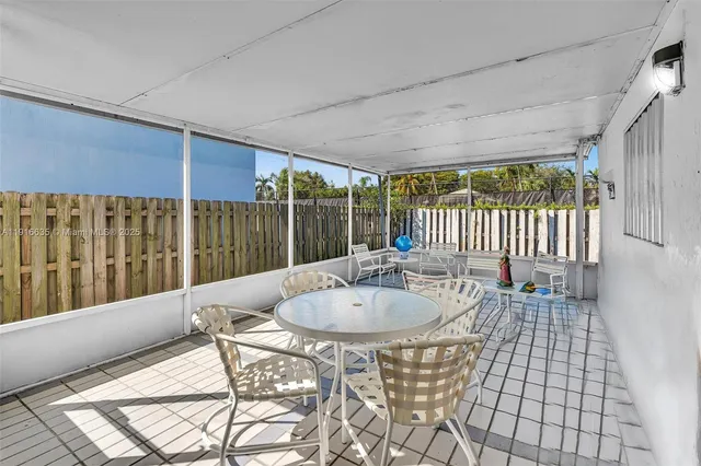 $590,000 | 6402 Southwest 113th Avenue, Miami, FL 33173