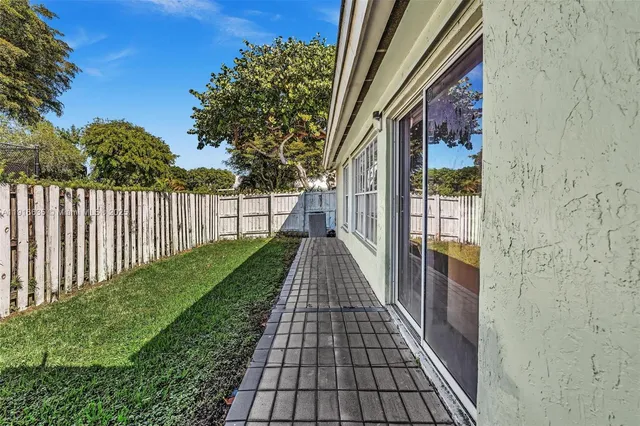 $590,000 | 6402 Southwest 113th Avenue, Miami, FL 33173