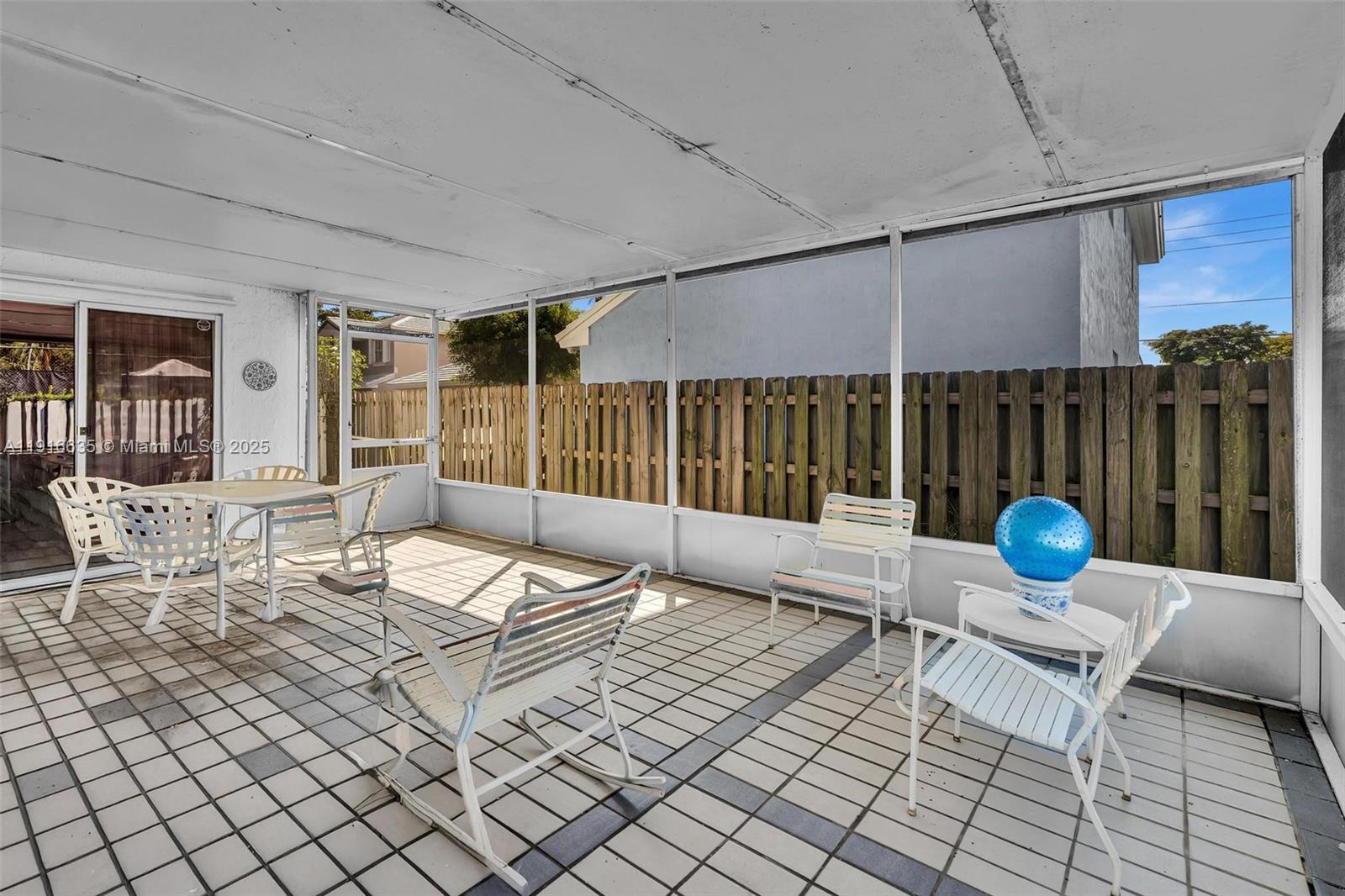 6402 Southwest 113th Avenue Miami, FL 33173 - Photo 32 of 72