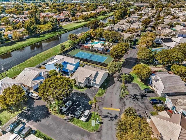 $590,000 | 6402 Southwest 113th Avenue, Miami, FL 33173