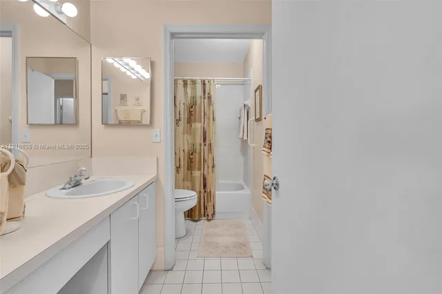 $590,000 | 6402 Southwest 113th Avenue, Miami, FL 33173