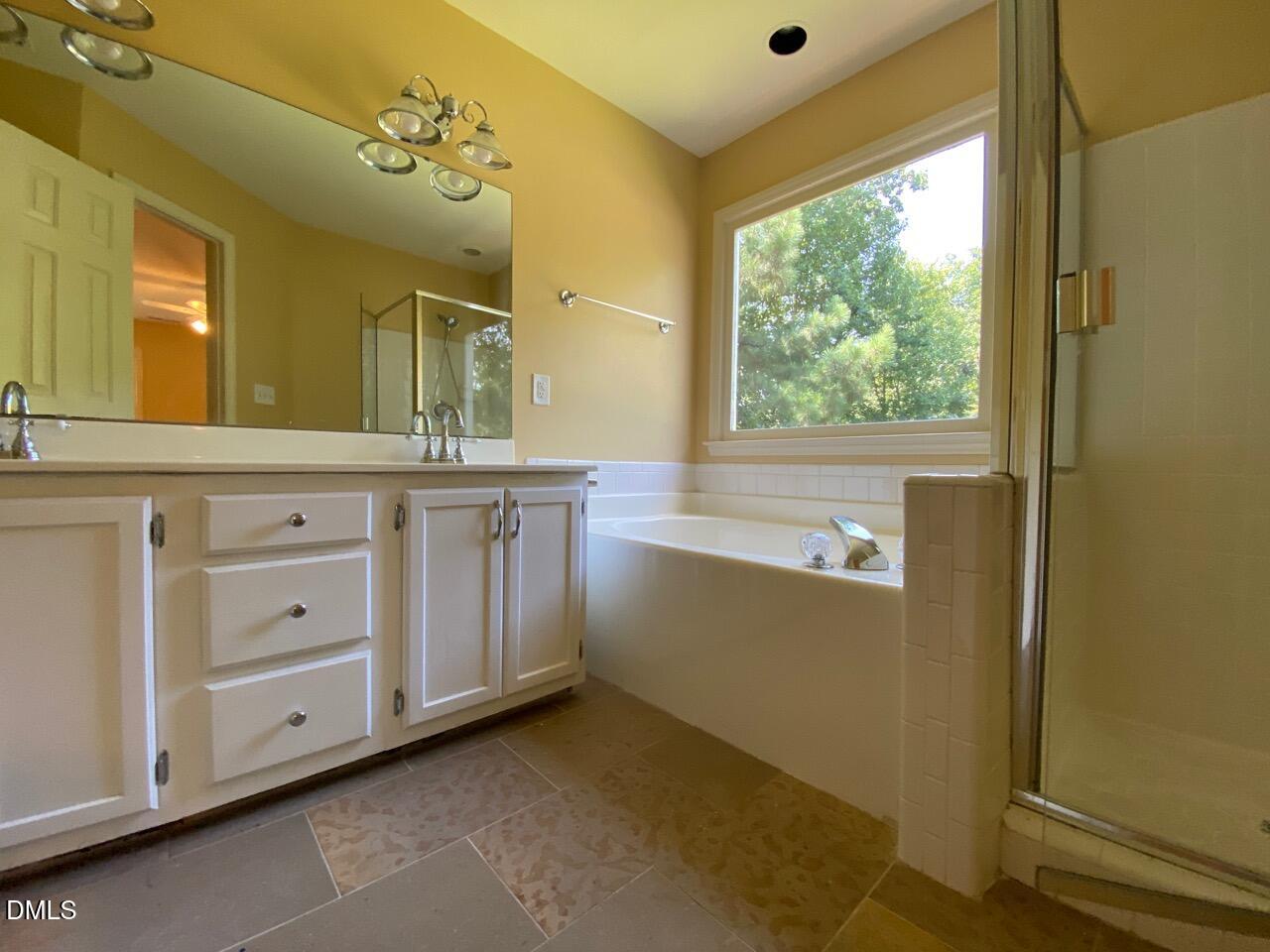 1704 Kingston Heath Way Raleigh, NC 27604 - Photo 12 of 18 IMG_7967