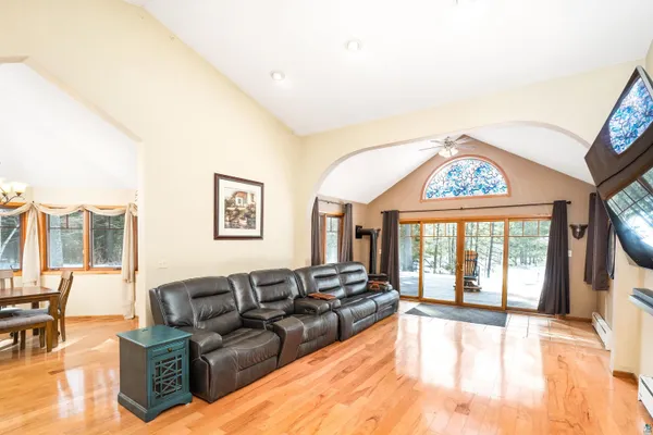 $800,000 | 4512 Boulder Dam Road, Duluth, MN 55803