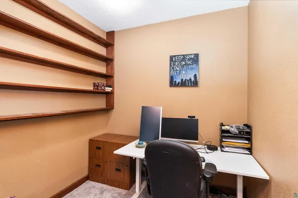 $800,000 | 4512 Boulder Dam Road, Duluth, MN 55803