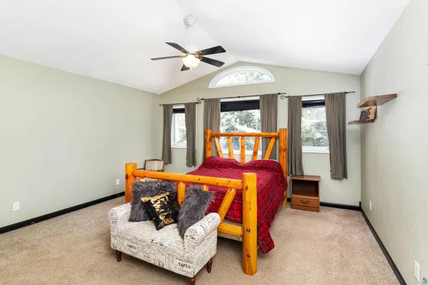 $800,000 | 4512 Boulder Dam Road, Duluth, MN 55803