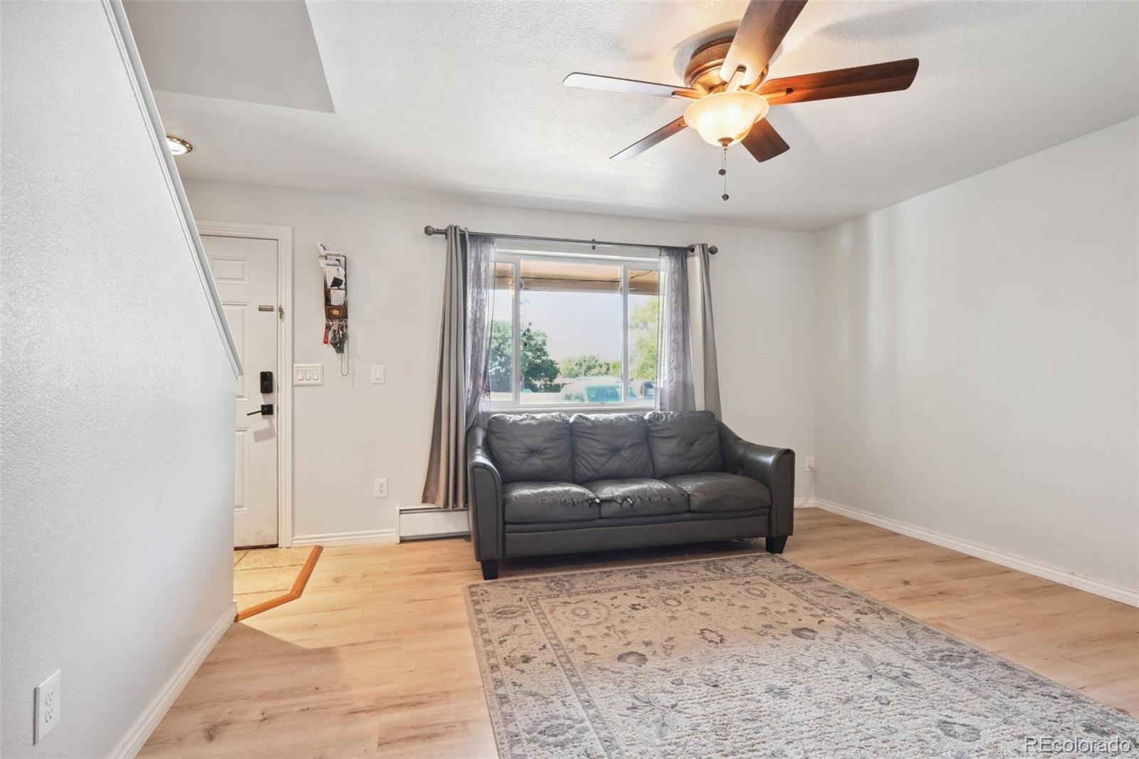 1980 Eagle Street Aurora, CO 80011 - Photo 5 of 24