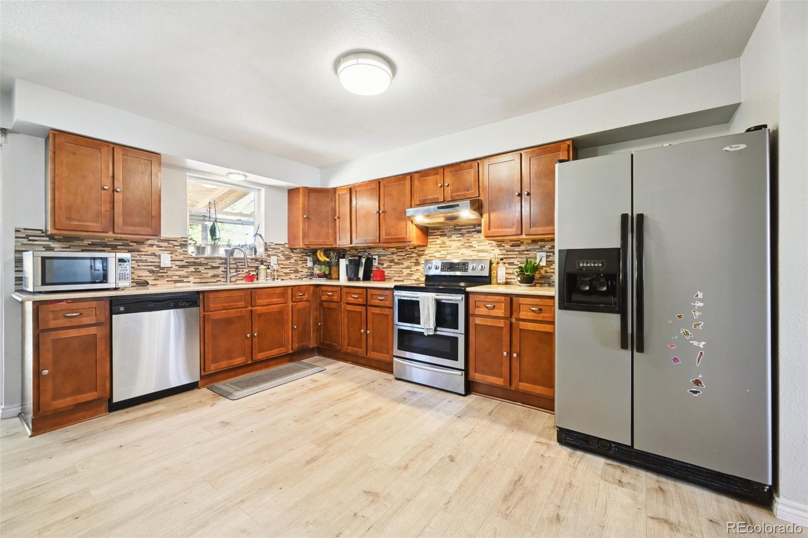 1980 Eagle Street Aurora, CO 80011 - Photo 8 of 24