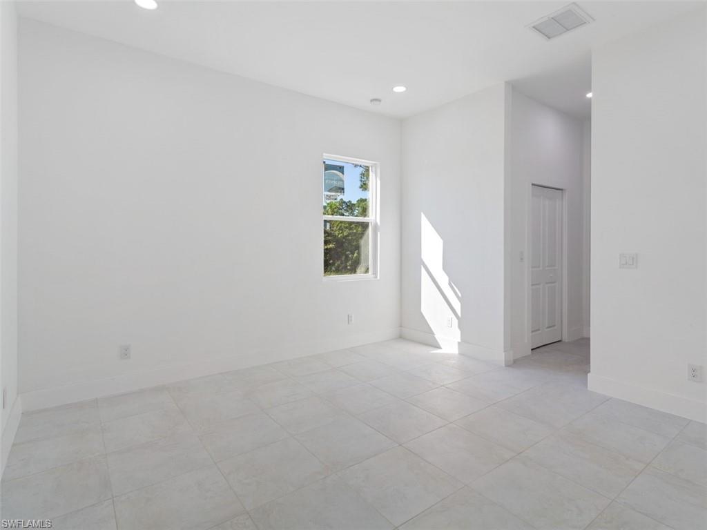 506 Trinity Street East Lehigh Acres, FL 33974 - Photo 7 of 20