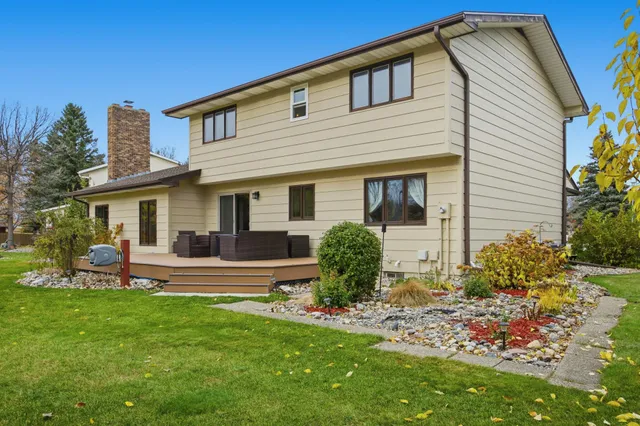 $514,900 | 21 35th Avenue Northeast, Fargo, ND 58102