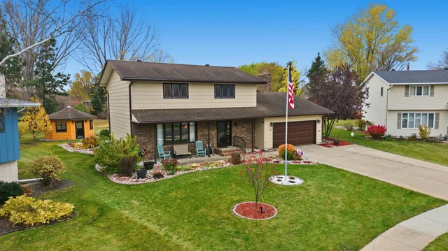 $514,900 | 21 35th Avenue Northeast, Fargo, ND 58102