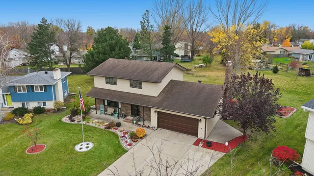 $514,900 | 21 35th Avenue Northeast, Fargo, ND 58102