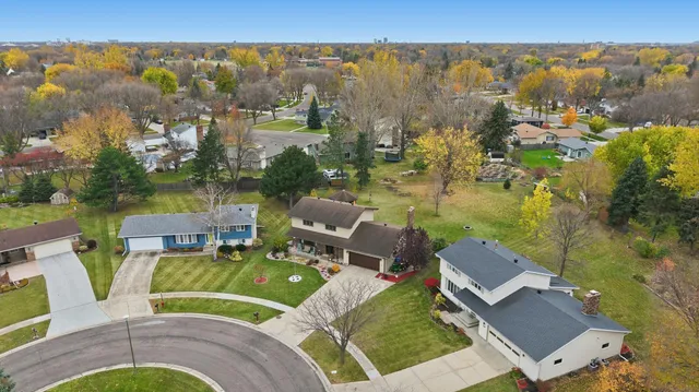 $514,900 | 21 35th Avenue Northeast, Fargo, ND 58102