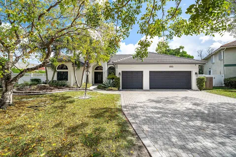 $899,000 | 4447 Northwest 82nd Avenue, Coral Springs, FL 33065