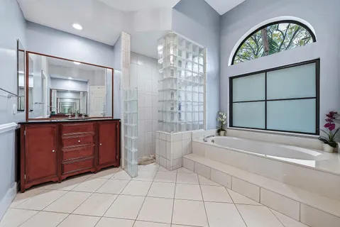 $899,000 | 4447 Northwest 82nd Avenue, Coral Springs, FL 33065