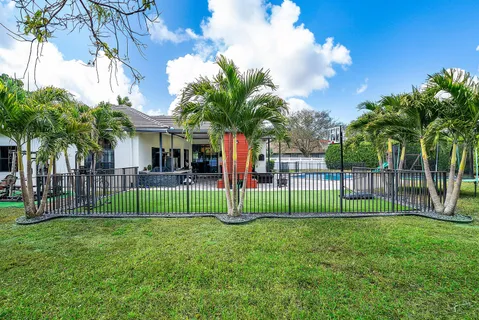 $899,000 | 4447 Northwest 82nd Avenue, Coral Springs, FL 33065