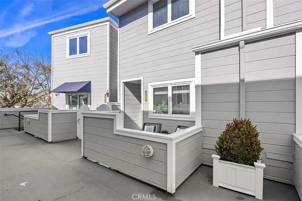 a view of house with outdoor space