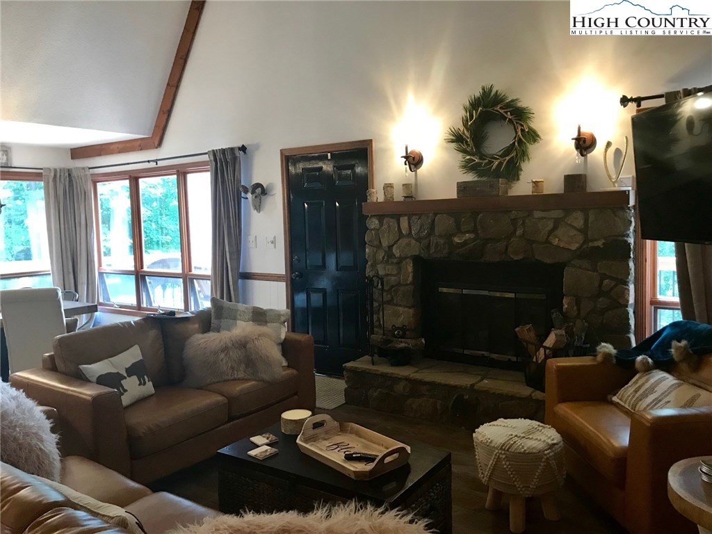105 Briar Cliff Road Beech Mountain, NC 28604 - Photo 8 of 26 Gallery Image 8