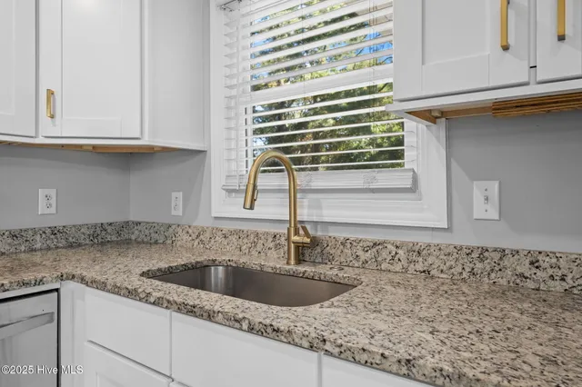 $399,500 | 1909 Ef Thompkins Lane, New Bern, NC 28562