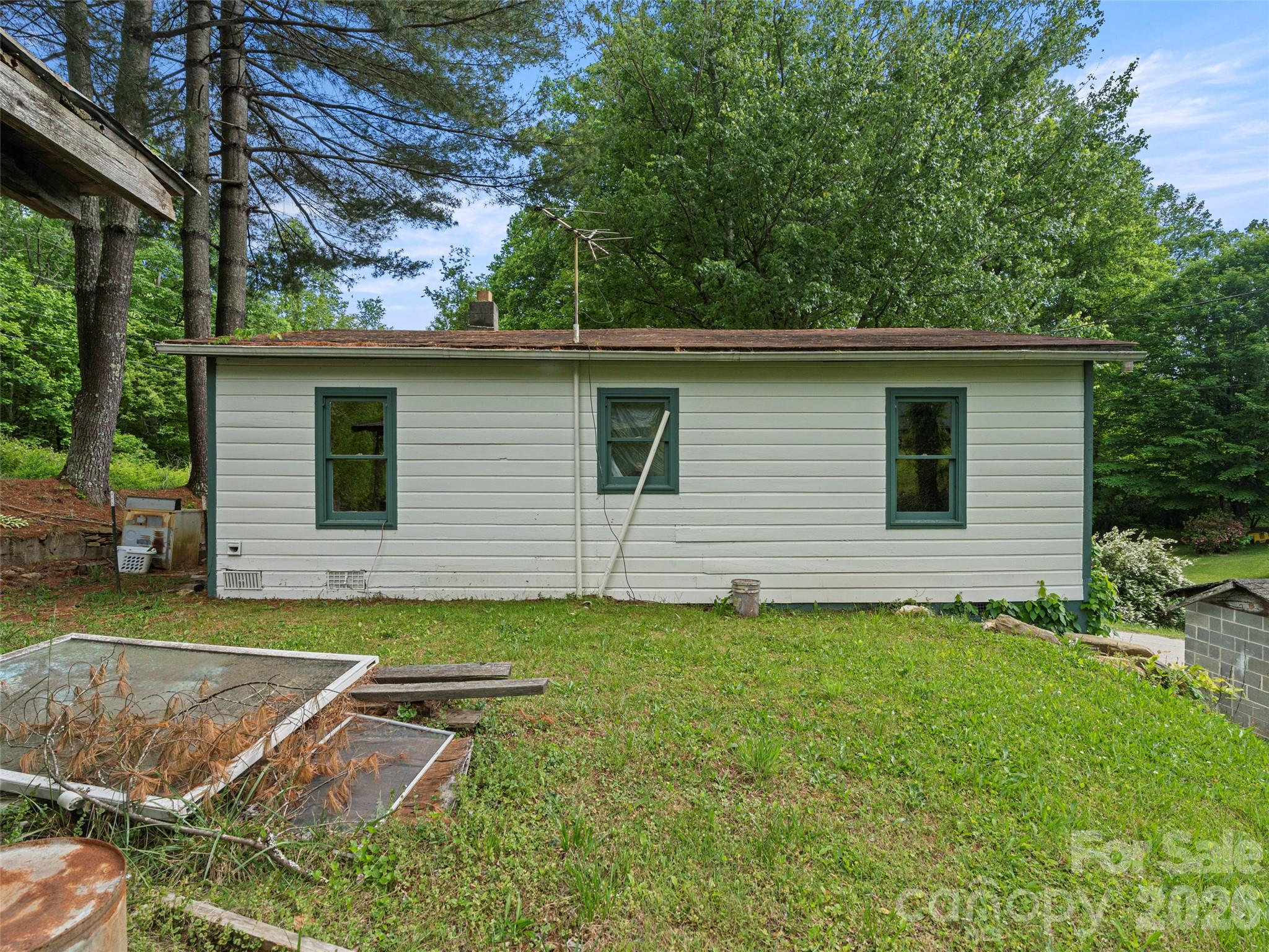 1669 Fisher Crk Road Sylva, NC 28779 - Photo 6 of 21