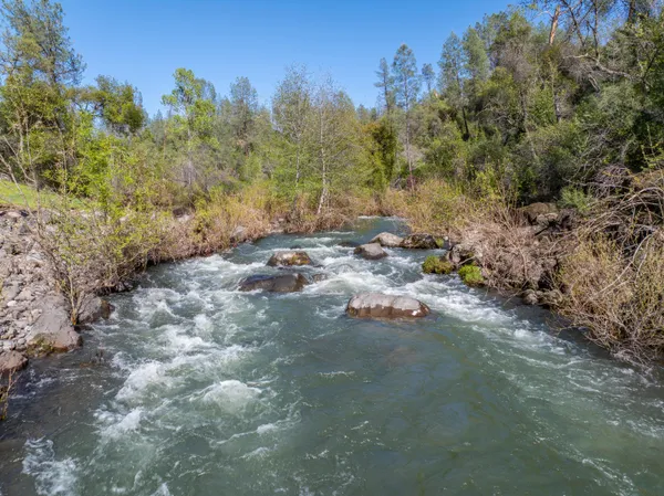 $1,225,000 | 7576 Bear Creek Way, Millville, CA 96062