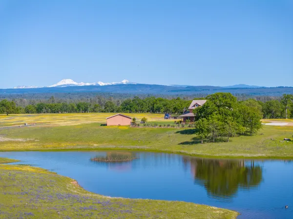 $1,225,000 | 7576 Bear Creek Way, Millville, CA 96062