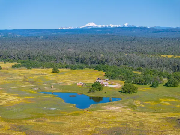 $1,225,000 | 7576 Bear Creek Way, Millville, CA 96062