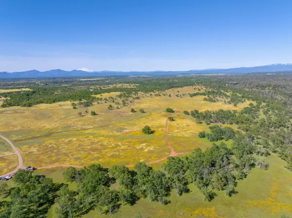 $1,225,000 | 7576 Bear Creek Way, Millville, CA 96062