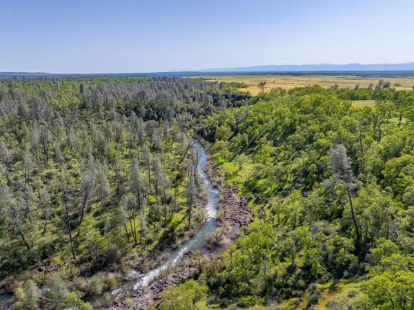 $1,225,000 | 7576 Bear Creek Way, Millville, CA 96062