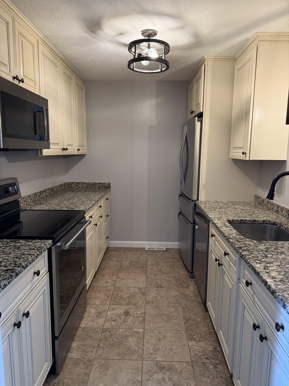 2205 Boston Road, Unit C25 Wilbraham, MA 01095 - Photo 13 of 42