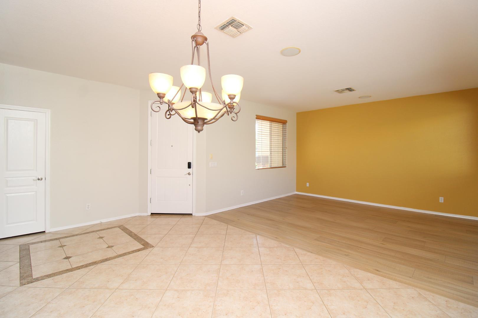 361 South Melba Street Gilbert, AZ 85233 - Photo 10 of 27 Photo #10