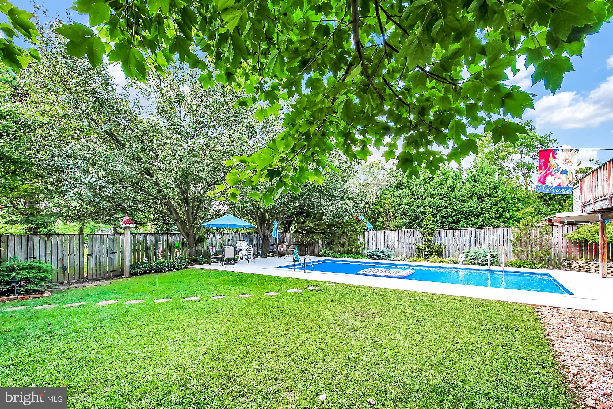 4237 4 Mills Road Baltimore, MD 21236 - Photo 23 of 24 SALT WATER POOL