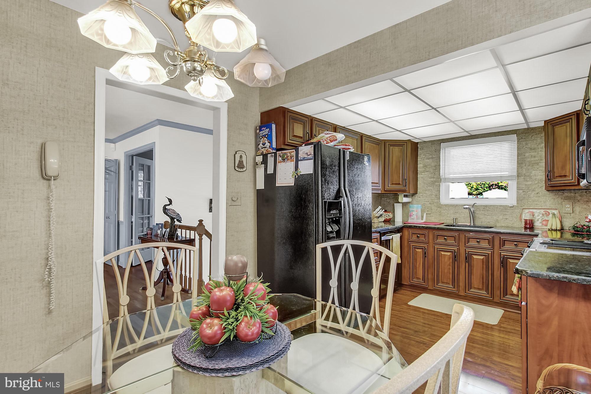 4237 4 Mills Road Baltimore, MD 21236 - Photo 5 of 24