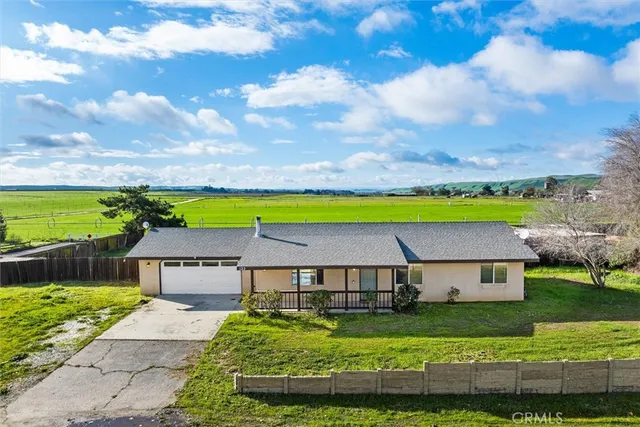 $540,000 | 122 Mesa Grande Drive, Shandon, CA 93461