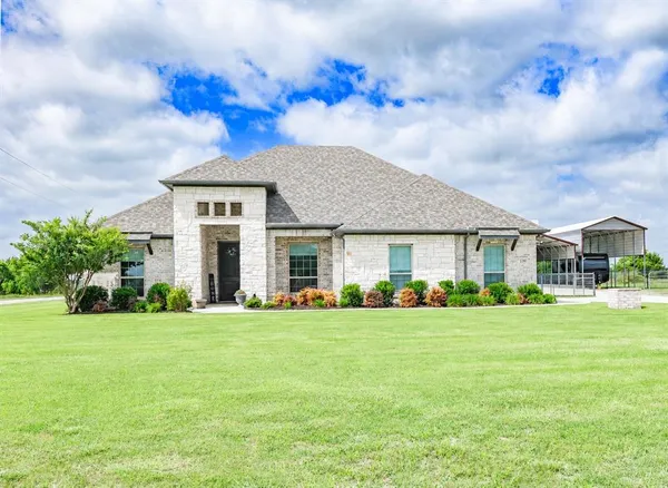 $609,900 | 2250 County Road 2360, Decatur, TX 76234