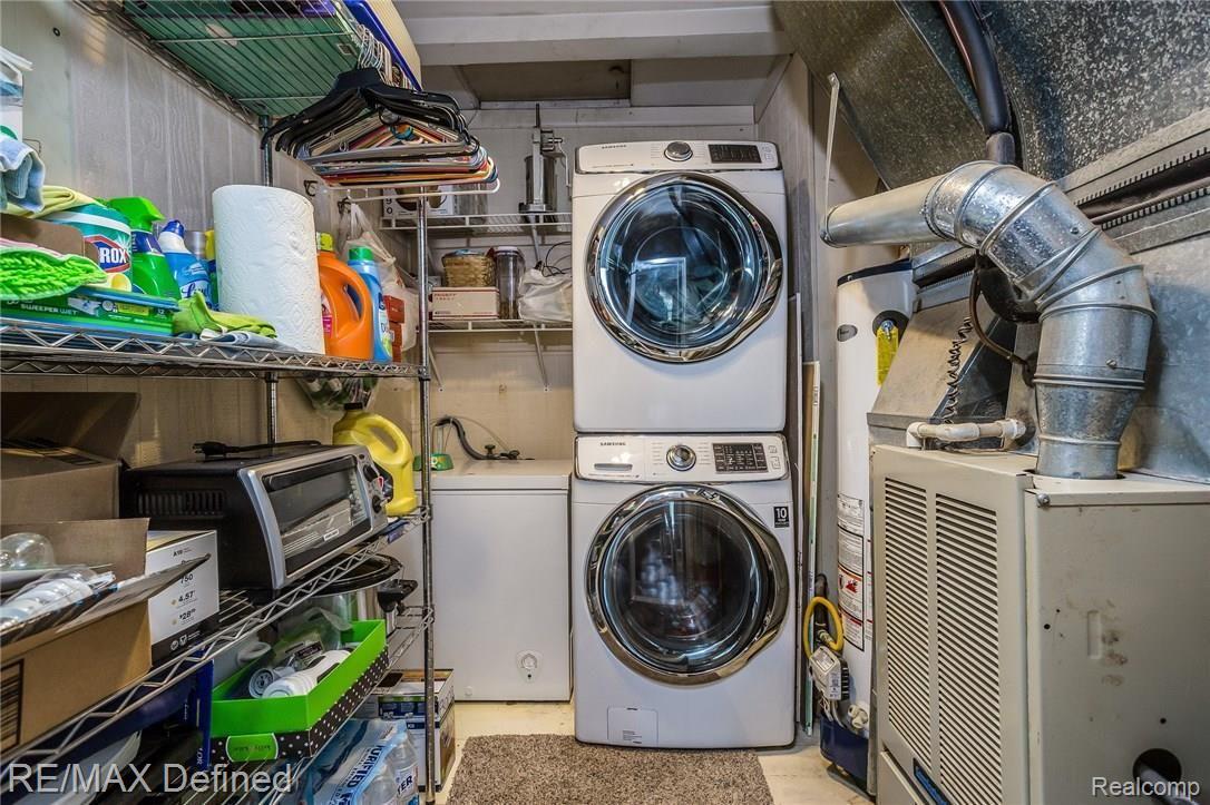 3137 Hickory Lawn Road Rochester, MI 48307 - Photo 30 of 49 028-Laundry_Room-4376143-medium.jpg