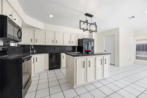 $354,000 | 12131 Ella Lee Lane, Houston, TX 77077