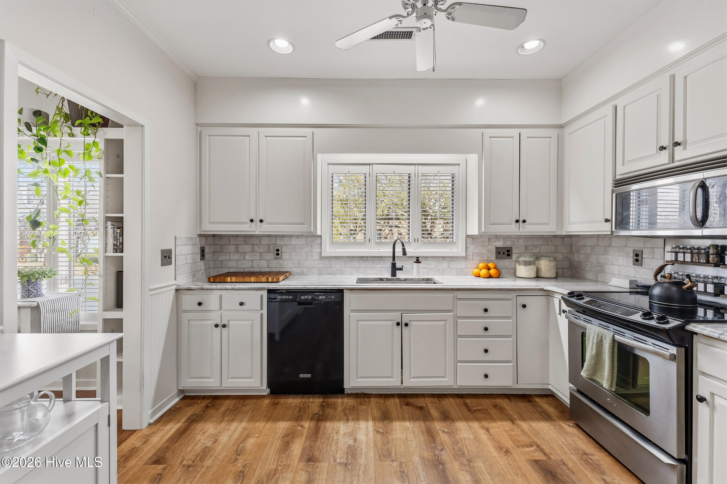 3711 Reston Court, Unit D Wilmington, NC 28403 - Photo 12 of 29 12_501a6678