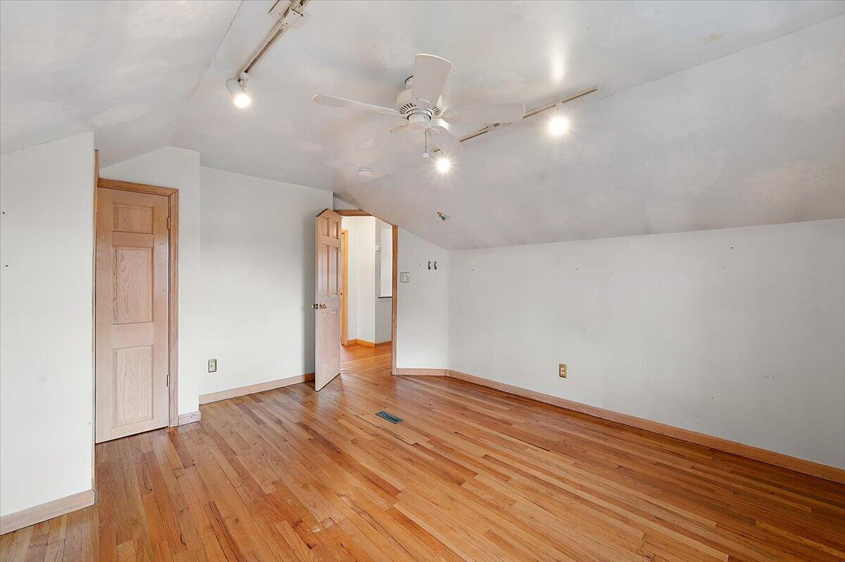 1218 Roslyn Road Grosse Pointe Woods, MI 48236 - Photo 44 of 57 44-1218 Roslyn Rd-44