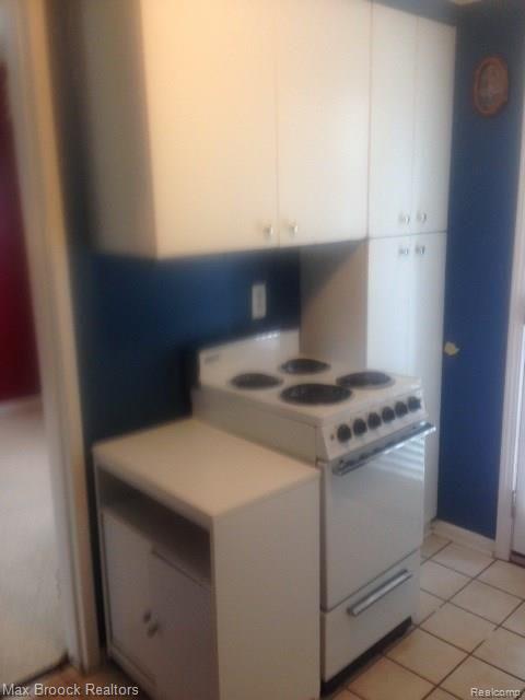 Kitchen #2.jpg