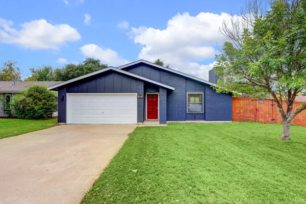 $450,000 | 6300 Capriola Drive, Austin, TX 78745