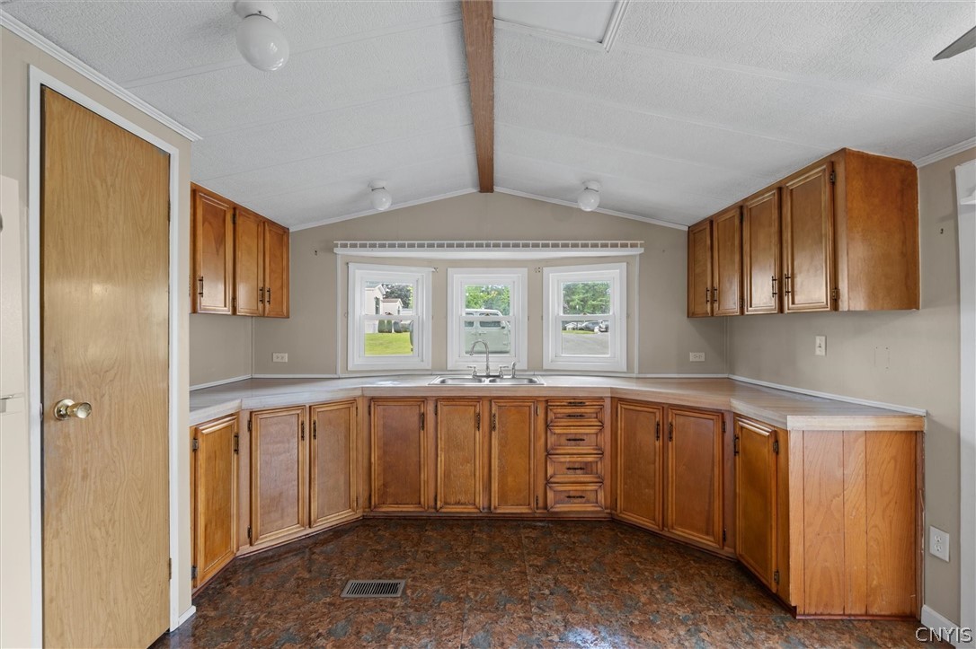 5969 Middle Road Stockbridge, NY 13409 - Photo 11 of 26 Kitchen