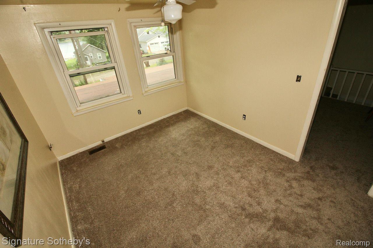 63 Cedar Lake Road Chelsea, MI 48118 - Photo 15 of 18 Gallery Image 15