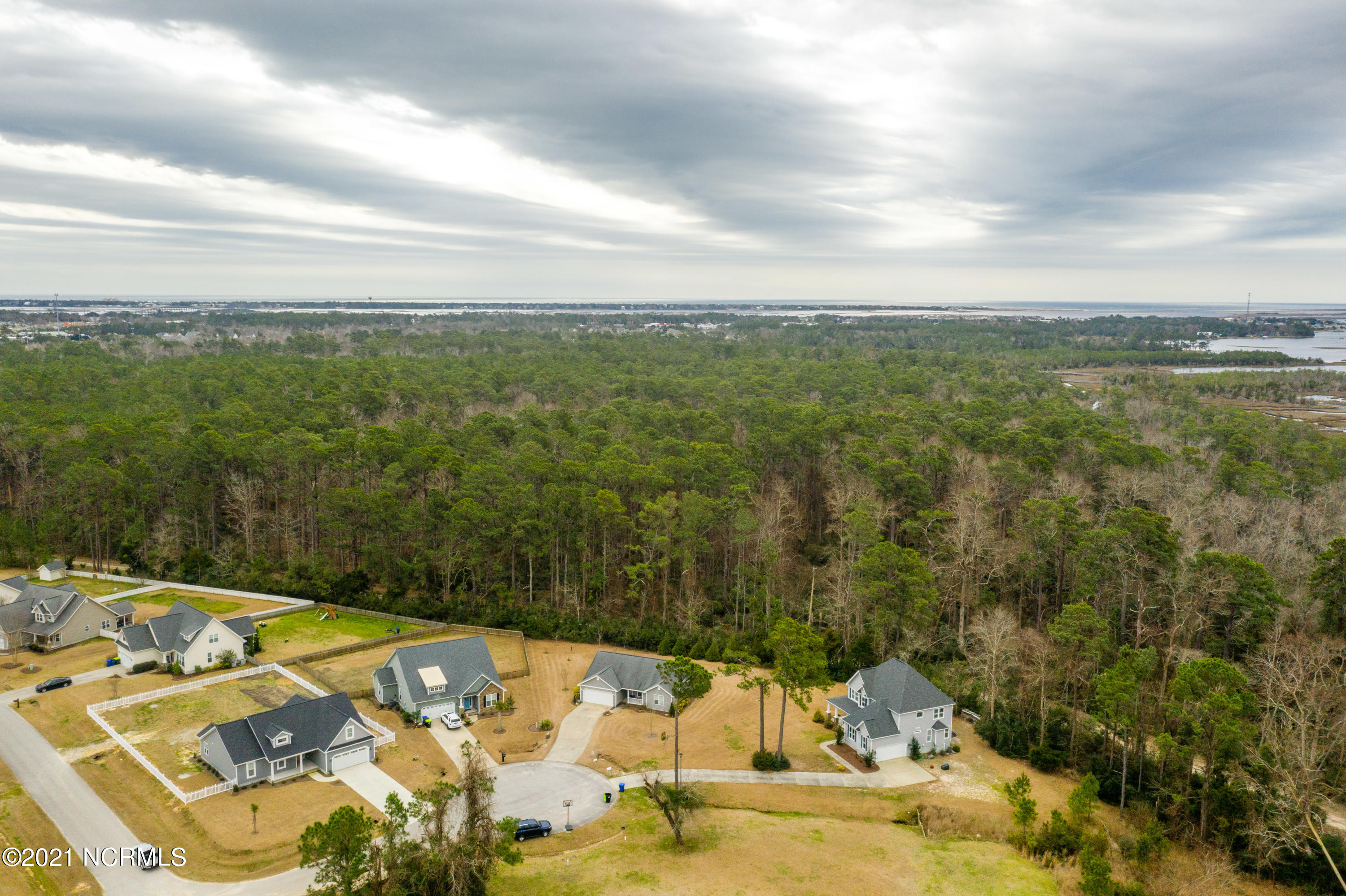 121 Holland Farm Road Cedar Point, NC 28584 - Photo 14 of 19 121 Holland Farm Rd-12