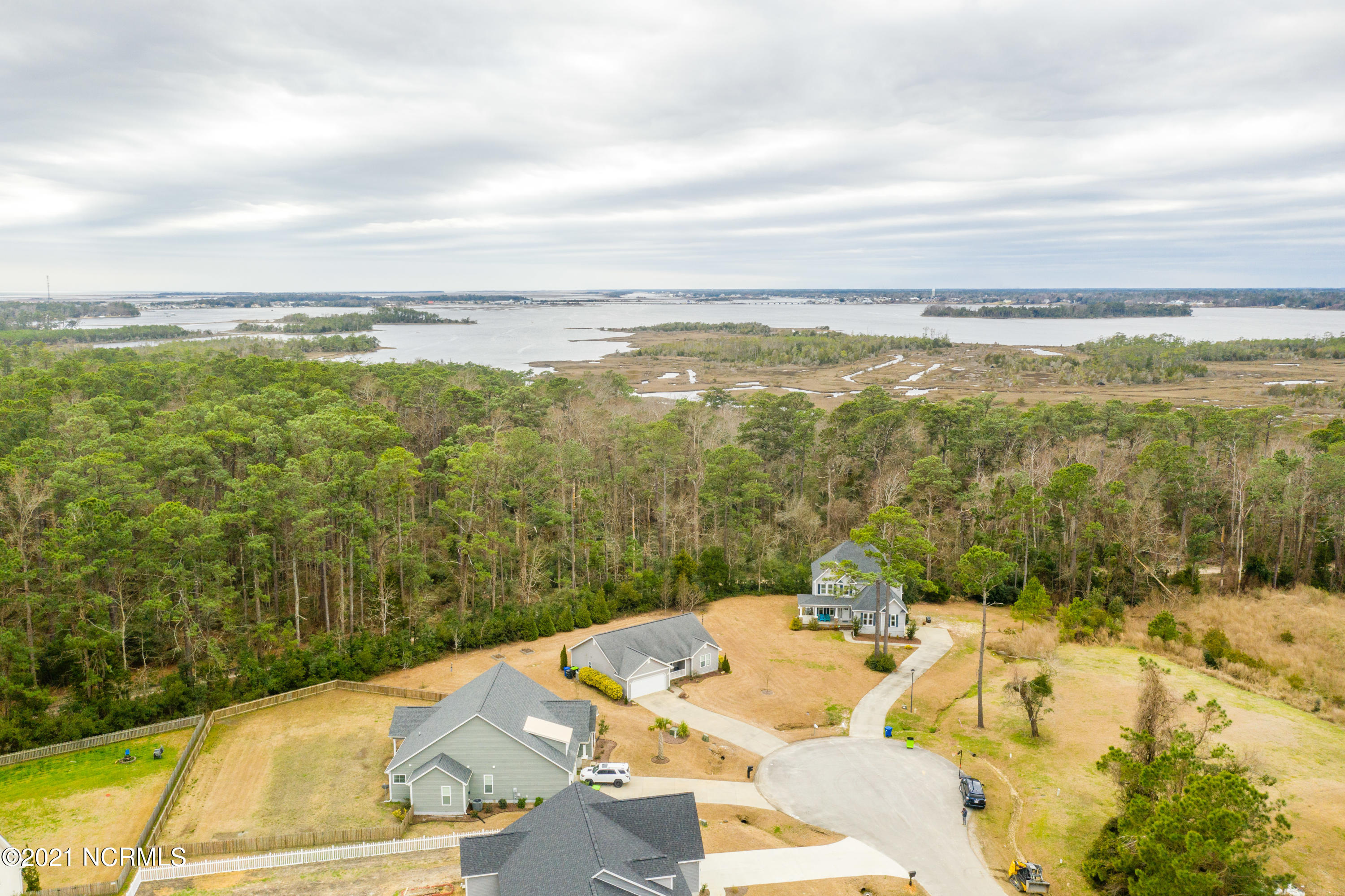 121 Holland Farm Road Cedar Point, NC 28584 - Photo 18 of 19 121 Holland Farm Rd-18