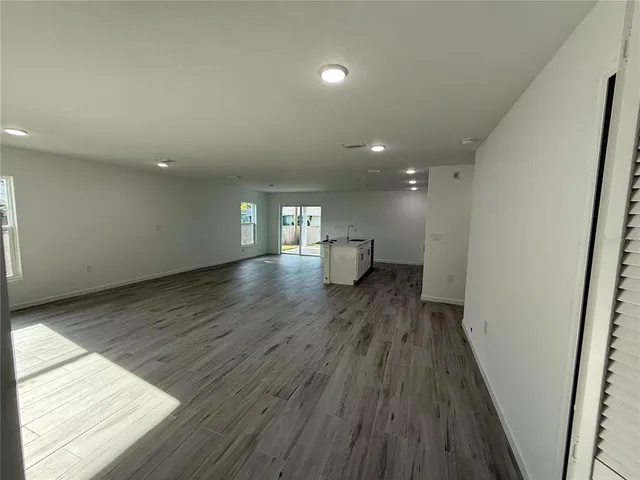 $2,200 | 2459 Oracle Lane, North Port, FL 34286