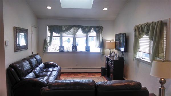 7 Oxbow Road Natick, MA 01760 - Photo 10 of 12 Gallery Image 10